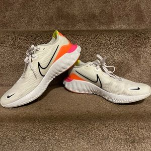 Nike Renew Run